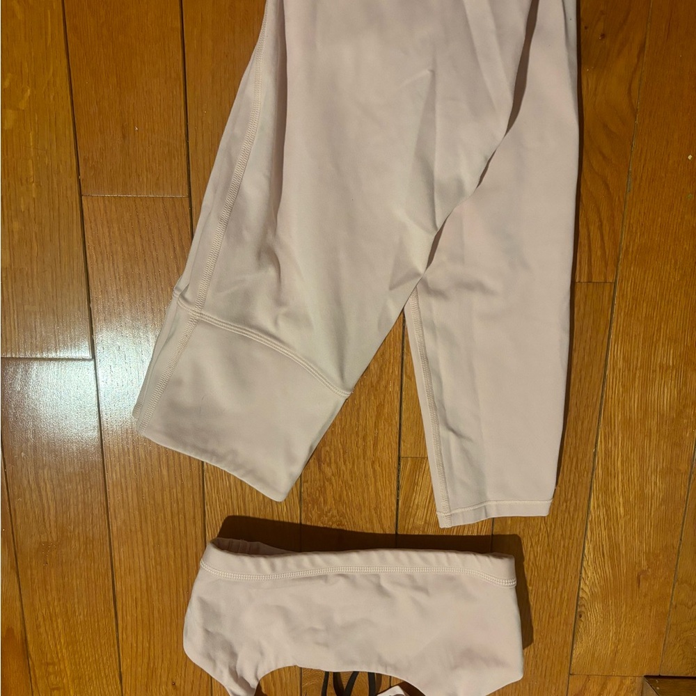 Women's Cream Leggings